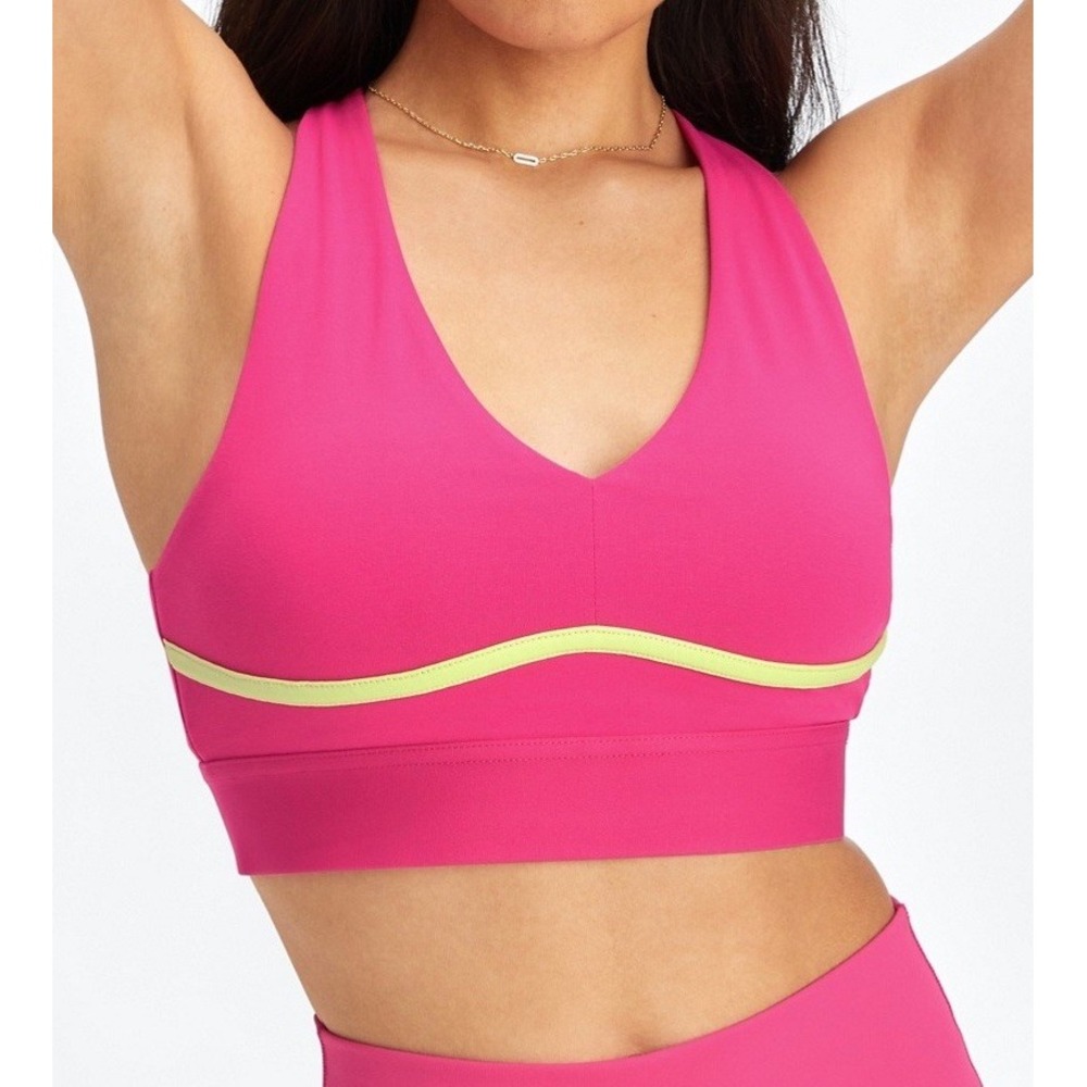 NWT Women's Fabletics All Day Every Day Sports Bra Plush Pink / Sprout - Small